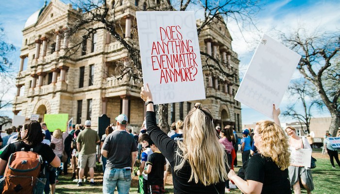 heather-mount-kvHk3mccNj0-unsplash